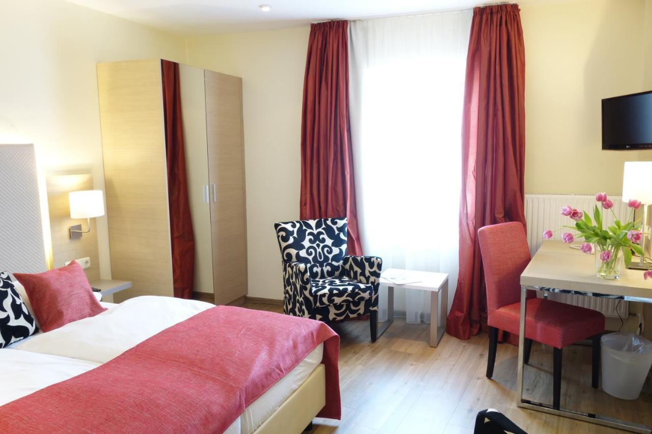 Hotel-Appartement Sonne เกอร์สเฟลด์ ภายนอก รูปภาพ
