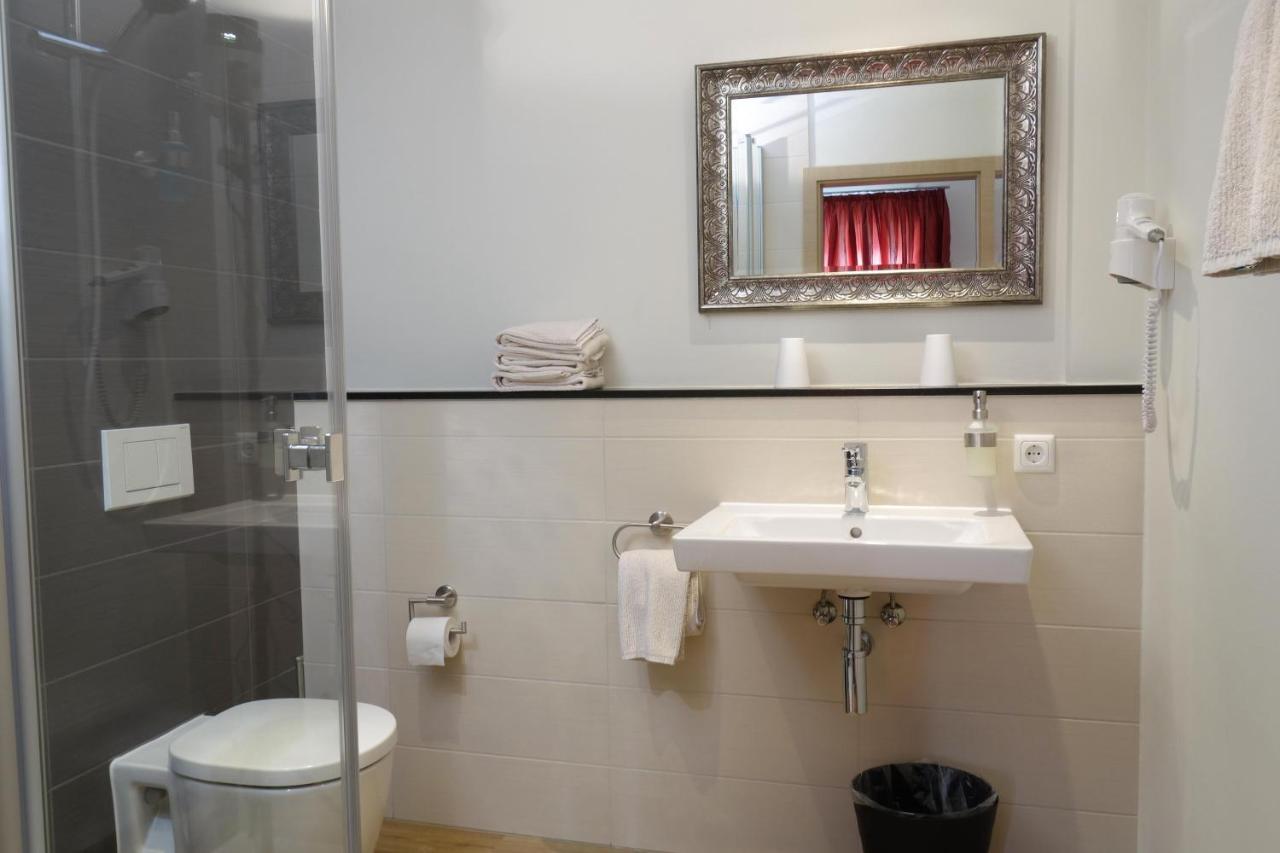 Hotel-Appartement Sonne เกอร์สเฟลด์ ภายนอก รูปภาพ